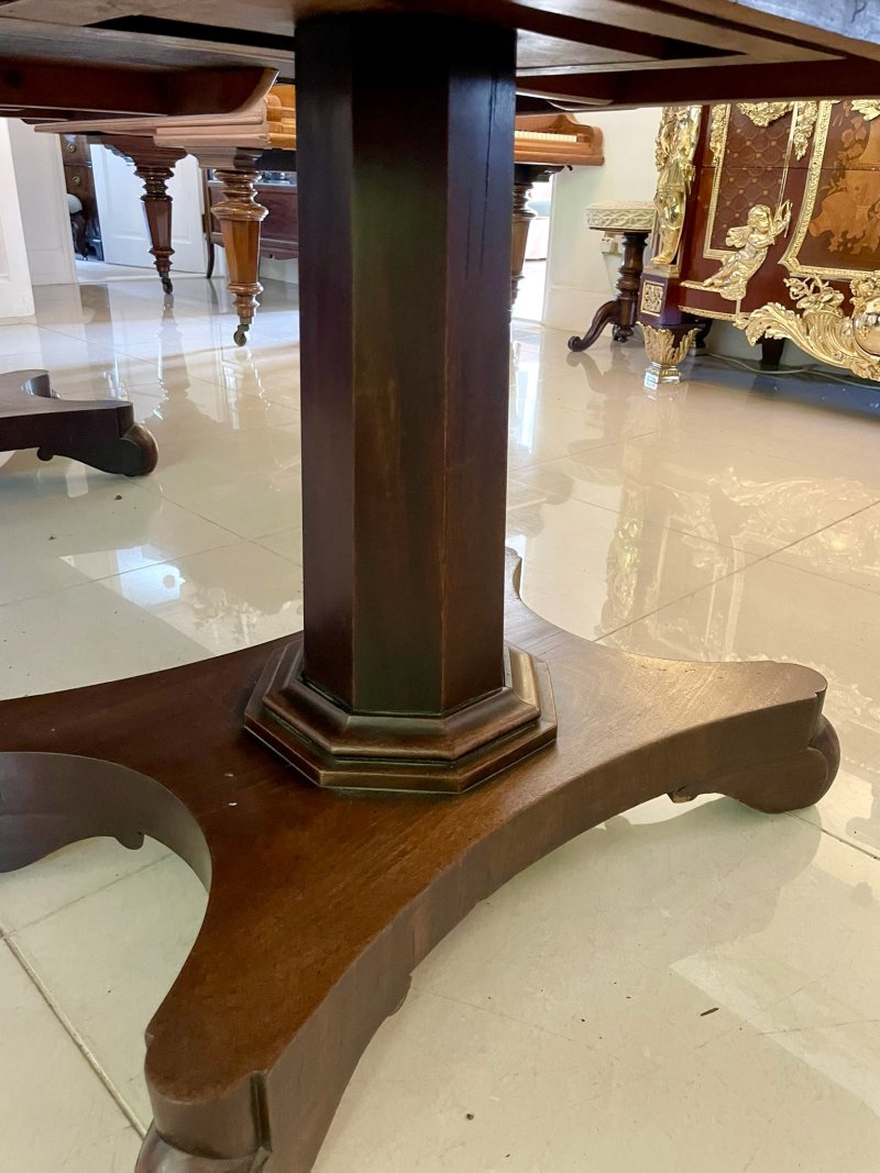 Outstanding Quality Antique William IV 16 Seater Mahogany Three Pedestal Dining Table